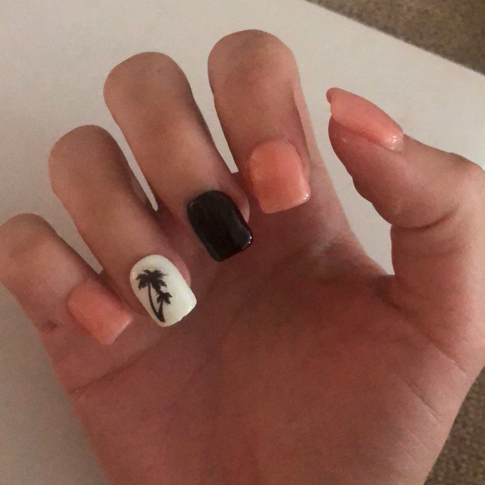 Glue on nails